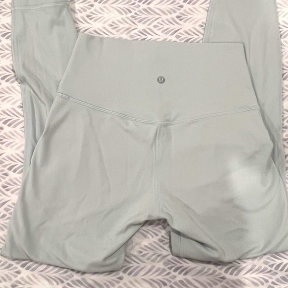 Lululemon wundertrain leggings 25” light blue - Picture 4 of 5